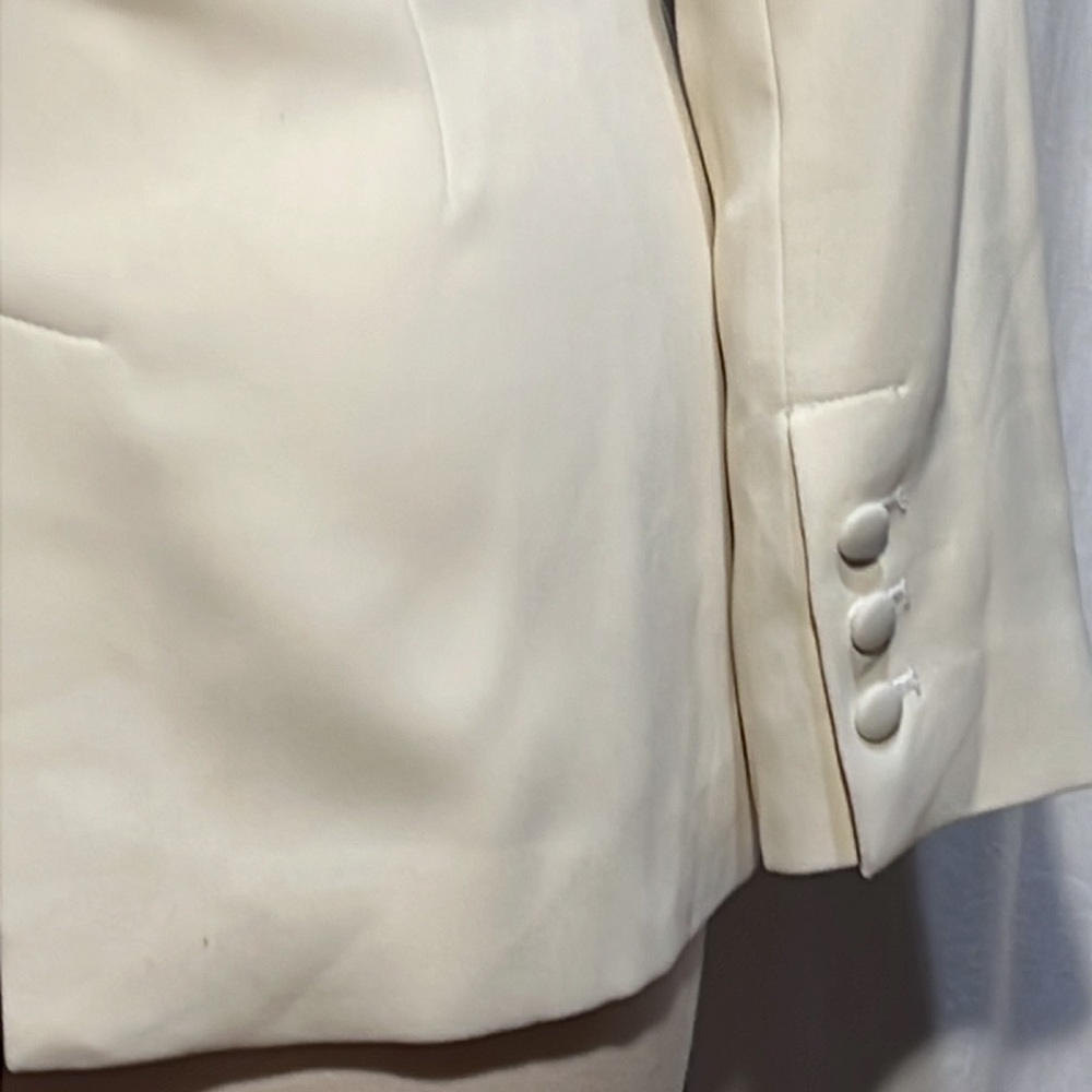 Julie Brown “Violetta” winter white crepe double breasted tuxedo jacket-NWT - Picture 9 of 13